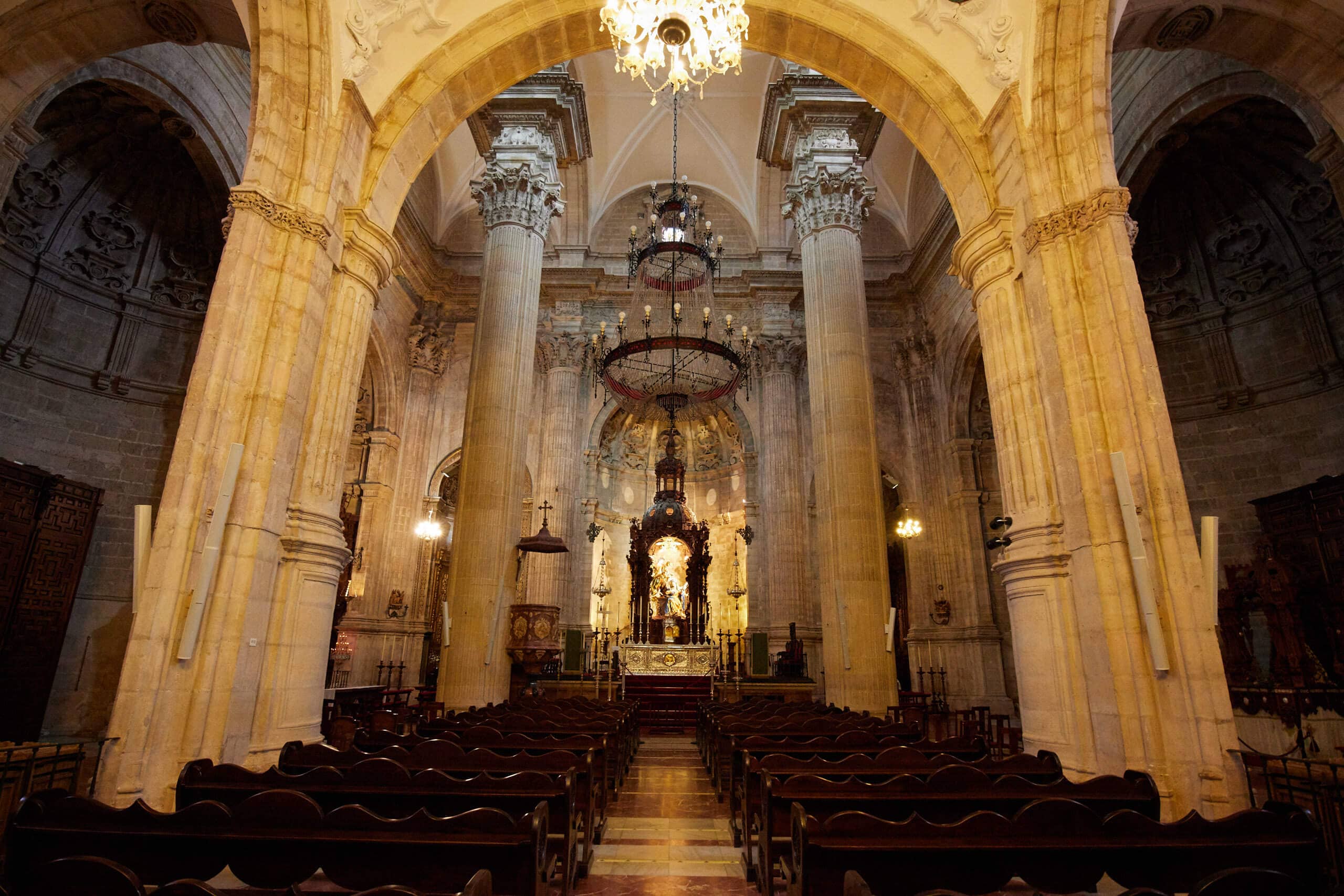 Nave of Santa Maria la Mayor church